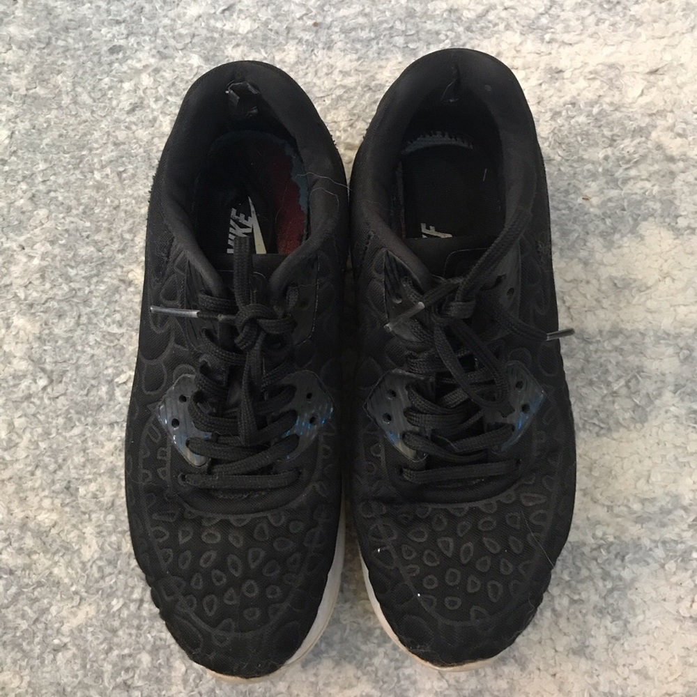 cheetah print black nike air max